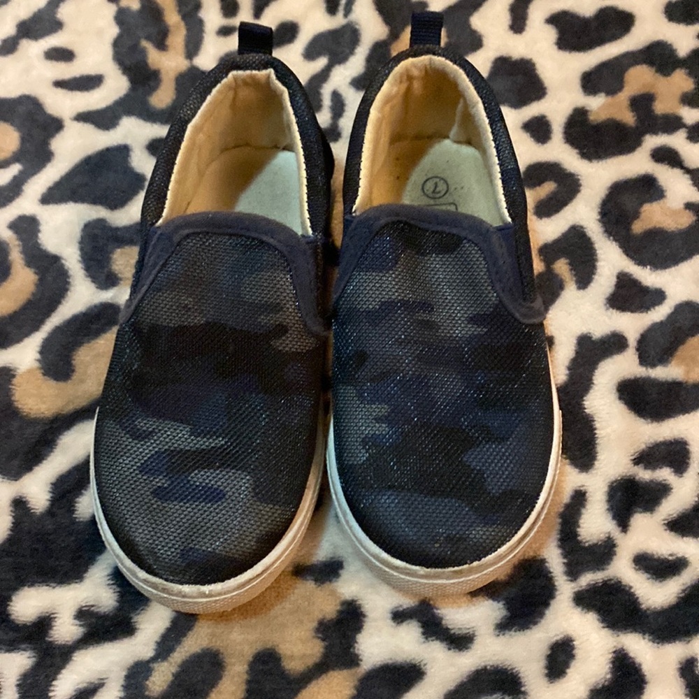 Blue and black cano sneakers